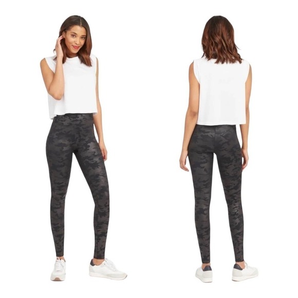 NEW Spanx Faux Leather Camo Leggings in Black/Grey Size XS - Picture 3 of 10